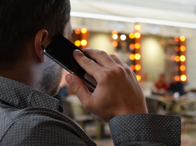 Rozmowa telefoniczna