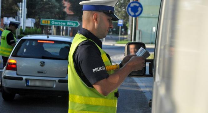 Robi to wielu kierowców. Dziś POSYPIĄ SIĘ MANDATY! Ogromna akcja drogówki