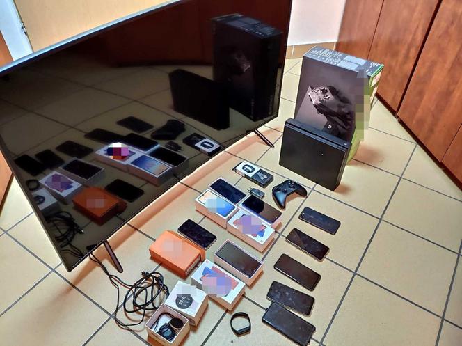 Sprzedawali kradzione telefony