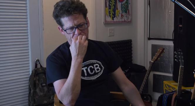 Kirk Hammett wspomniał, jak Jason Newsted pomógł zespołowi po śmierci Cliffa Burtona