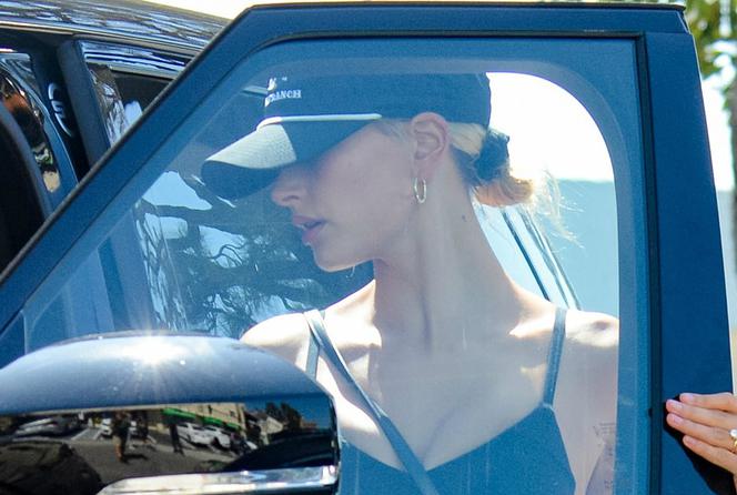 Hailey Bieber