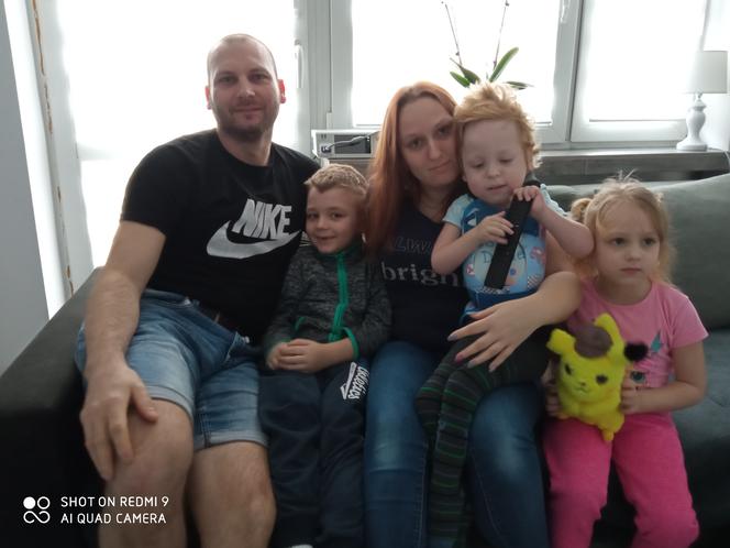 Wiktorek Szczechowiak z rodziną