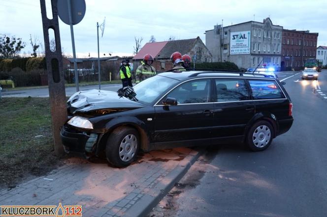 Kluczbork. Uciekał przed policją, staranował słup. Pradziwe problemy zaczeły się później