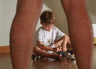 pedofilia, pedofil, molestowanie dzieci