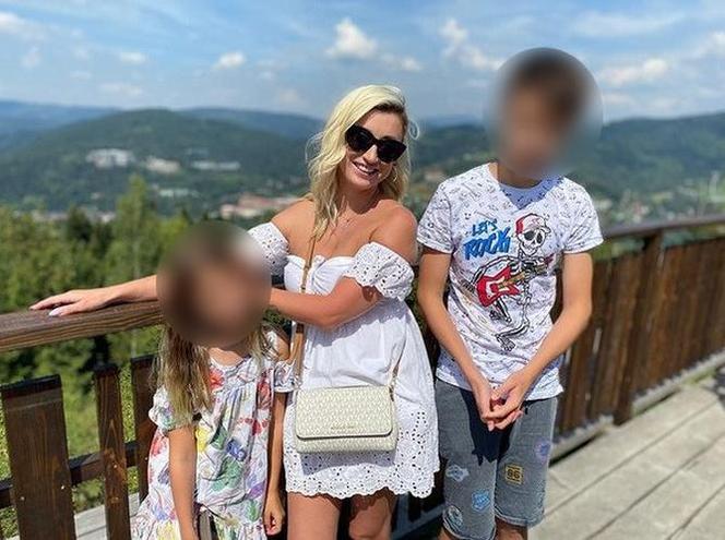 Justyna Żyła z dziećmi