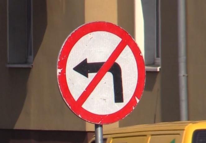 nowa organizacja ruchu na skrzyżowaniu Maślickiej i Uciechowskiej we Wrocławiu