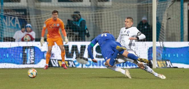 W ostatnim meczu Wisły z Legią w Płocku było 1:0 dla stołecznej drużyny. Gola strzelił Artur Jędrzejczyk.