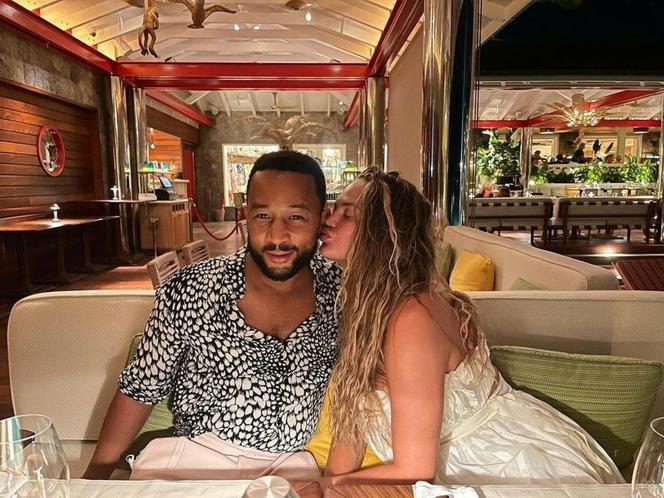 Chrissy Teigen i John Legend