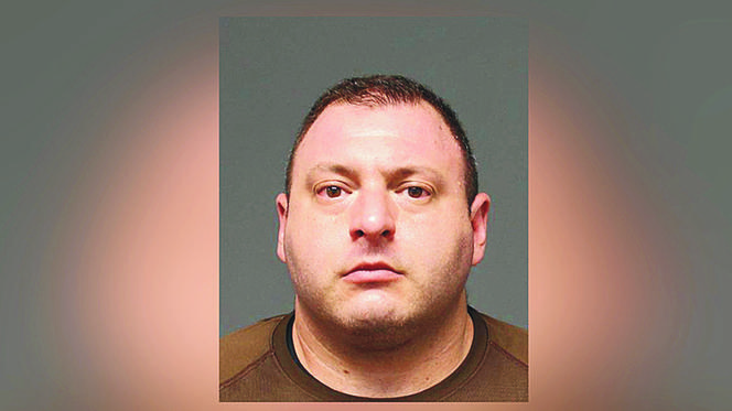 Oficer NYPD pedofilem