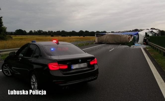 Wypadek ciężarówki na S3