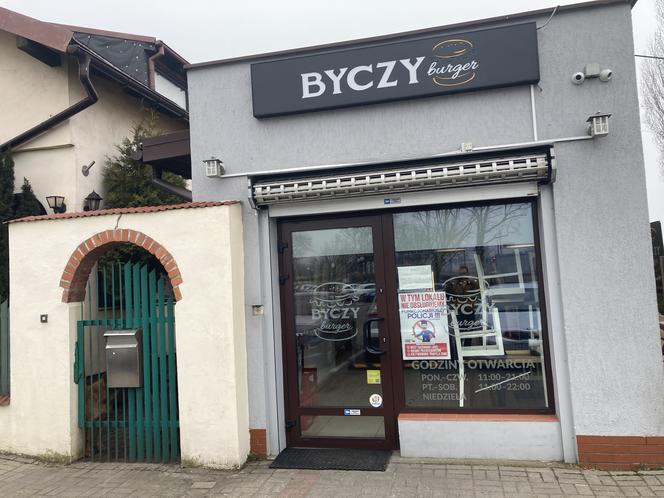 Lokal z Torunia nie obsługuje policjantów i ich rodzin. Właściciele bezkarni przez wyrok TK?