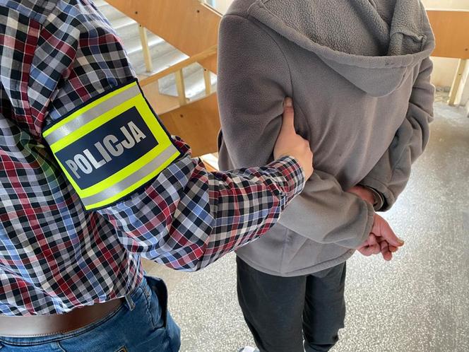 Piła: 49-latek opuścił zakład karny i znów zaczął rozrabiać. Wpadł na gorącym uczynku