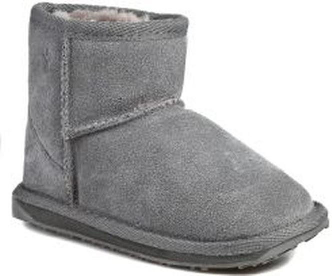 Buty Emu