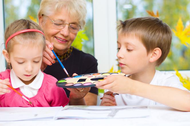 Seniorzy w przedszkolu, czyli integracja pokoleń