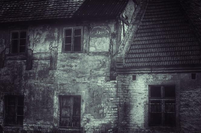 Warszawa. Nawiedzony dom przy Szeligowskiej. HORROR rodziny ogrodnika