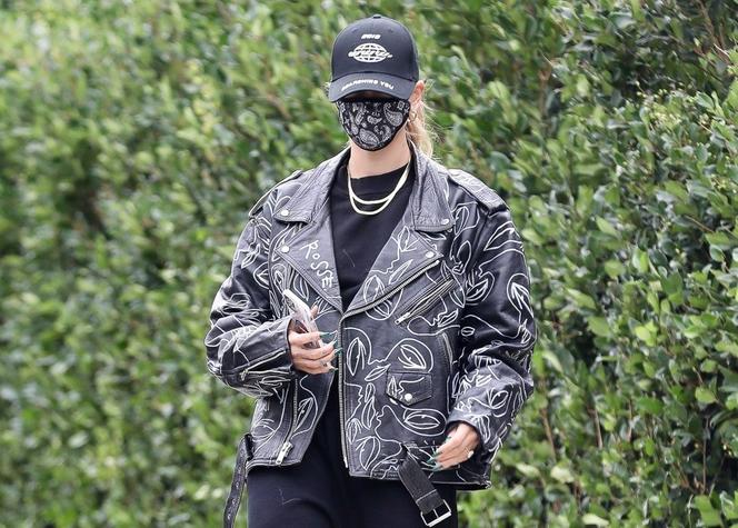 Hailey Bieber