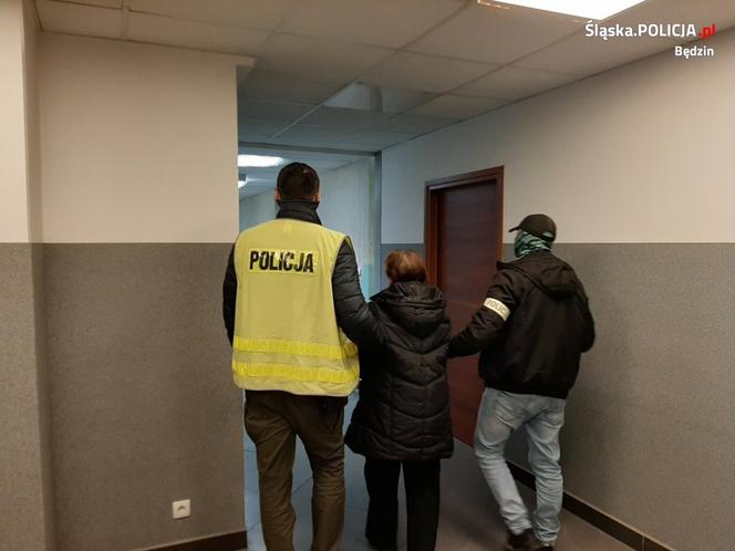 Brutalne morderstwo w Rogoźniku! Matka zadźgała syna nożem