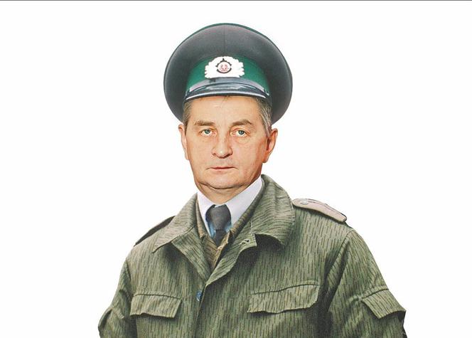 Kuchciński pilnuje sejmy jak granicy z NRD