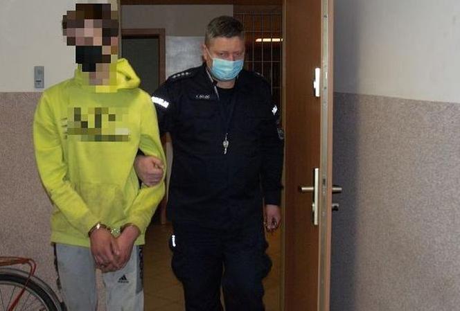Jeździli po osiedlu volkswagenem wypełnionym narkotykami. Dwóch mężczyzn zatrzymanych w Człuchowie