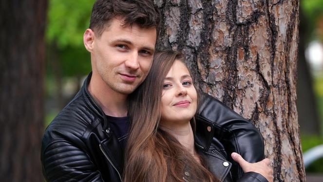 Barwy szczęścia, odcinek 2445: Gej Darek rzuci wszystko, żeby bronić honoru swojej dziewczyny! Nagie zdjęcia to dopiero początek