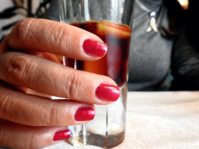 Łódź: Przyjechała pod szpital mając 3,5 promila! Kobieta NIGDY nie miała prawa jazdy