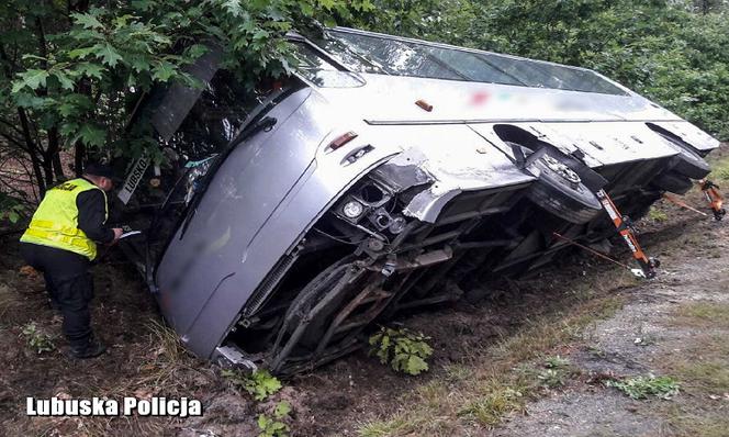 Wypadek autokaru