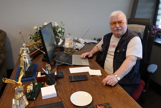 Wałęsa posłuchał się PiS