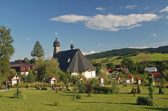 Tylicz. Koronawirus w kościele. Od wiernych zostaną pobrane wymazy