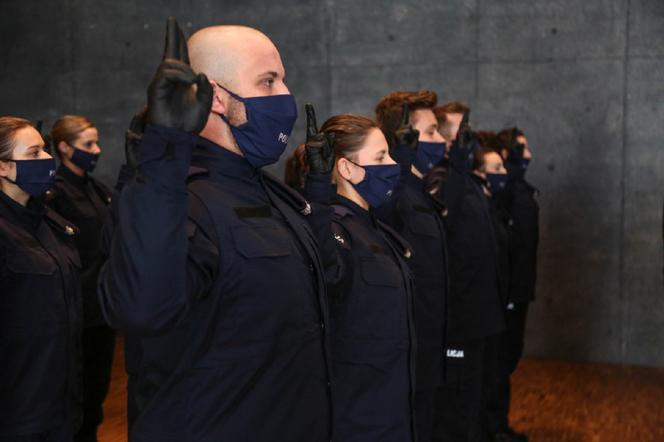Małopolska ma 30 nowych policjantów. Większość będzie pracować w Krakowie