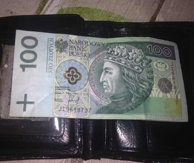 Strażnicy miejscy z Siedlec znaleźli 15 tyś. zł.