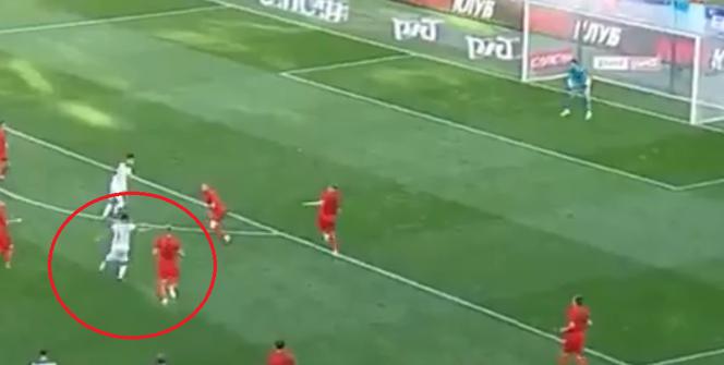 Grzegorz Krychowiak strzela gola dla Lokomotiwu Moskwa