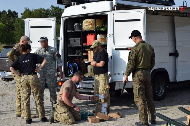 SPAP_AT_antteroryści_policja