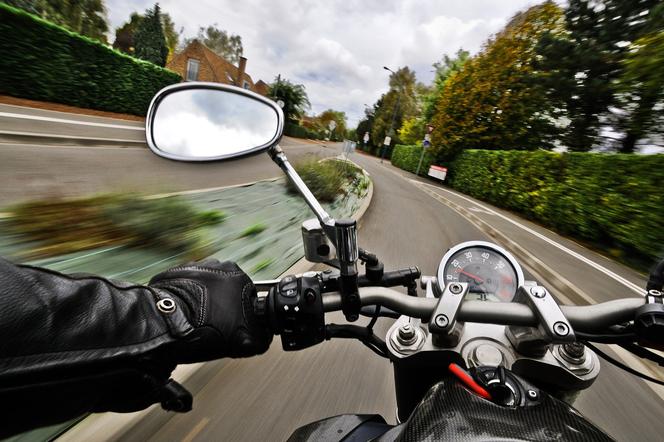 Pościg za młodym motocyklistą w Radłowie. Pędził prawie 150 km/h