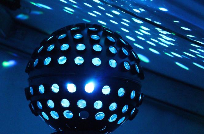 Rybnik. Klub otwarty mimo obostrzeń. Podczas imprezy interweniowała policja