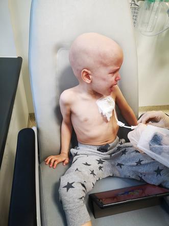 Mały Oluś choruje na neuroblastomę IV stopnia