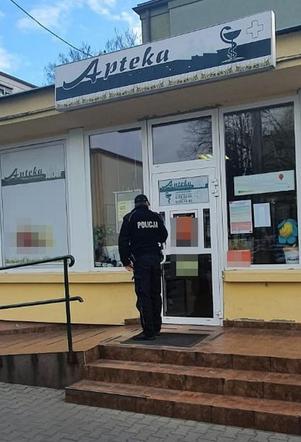 Policja pomaga osobom na kwarantannie