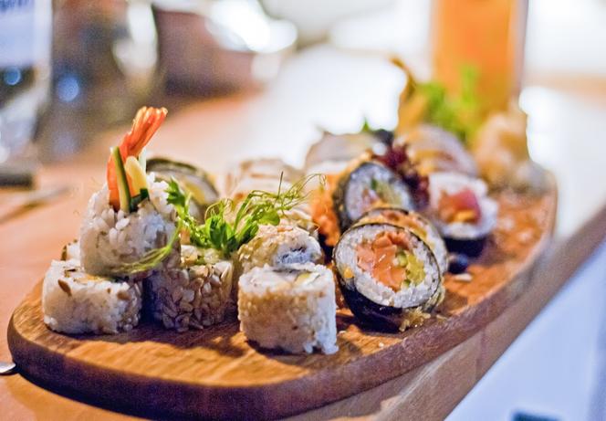 Orientalnie i smacznie aż się trzęsą uszy! Coś na wynos? Tylko z Kagami Sushi