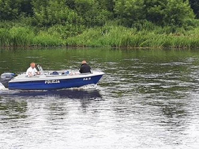Chciał przejść Narew, ale porwał go prąd! To piłkarz klubu z Mazowsza