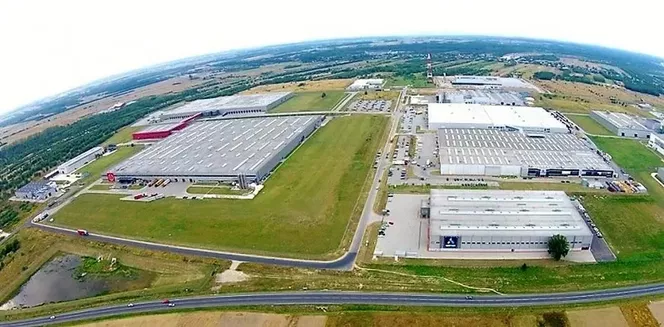 Koronawirus: Stają wielkie fabryki w Łódzkiem. Pracownicy będą mieli wypłacane tzw. „postojowe”