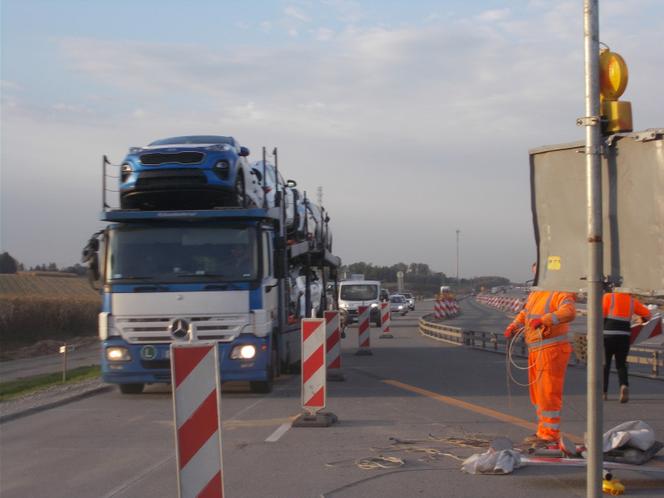 A1 w Łódzkiem: 1 kwietnia dodatkowe utrudnienia dla kierowców. Gdzie zatrzymają ruch?