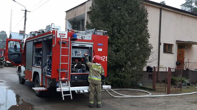 Głęboki Bród. Pożar domu. Ogień pojawił się w kuchni