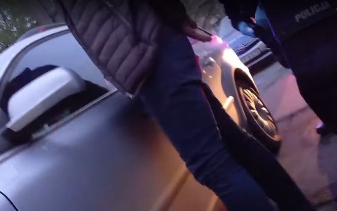 Zatrzymanie pedofila w Katowicach. Ktoś chciał podpalić jego żonę i dzieci!