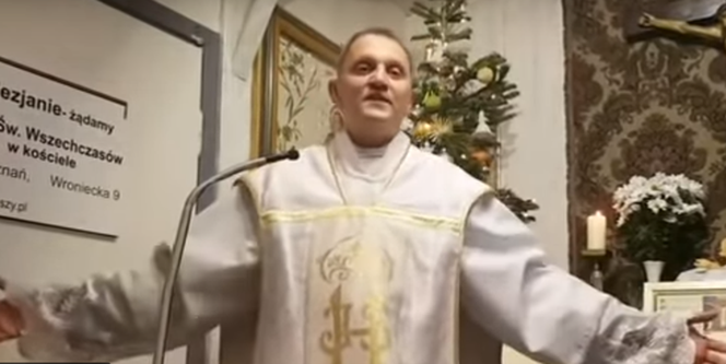 Poznań. Ksiądz w czasie mszy atakuje dziennikarza: Jest chory na zboczenie. Może jest żydem?