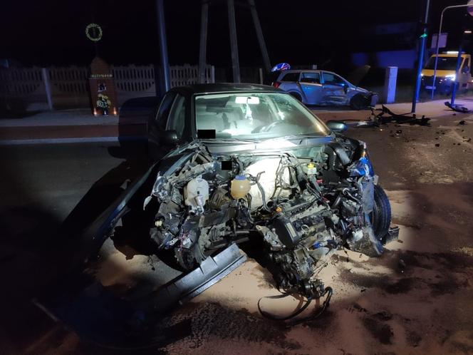 Jeden dzień, trzy wypadki. Pijany rowerzysta wjechał wprost pod auto