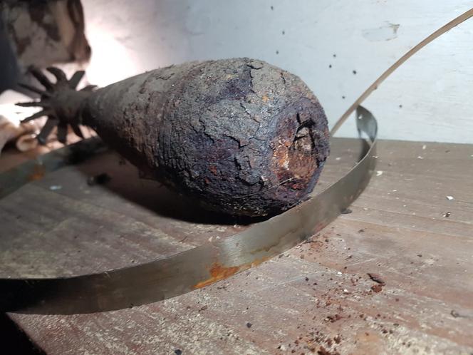 Zakliczyn. Policja otrzymała zgłoszenie o bombie. Interweniowali saperzy