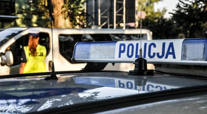Lublin: Jechał JAK WARIAT! Rozwalił 11 samochodów i... uciekł, porzucając pasażera