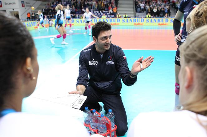 Siatkówka, Chemik Police, trener, Ferhat Akbas