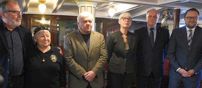 Jury Nagrody im. kapitana Leszka Wiktorowicza