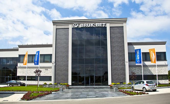 Prezes Bruk-Betu K, Witkowski odznaczony przez prezydenta A. Dudę. Wybitne zasługi dla gospodarki
