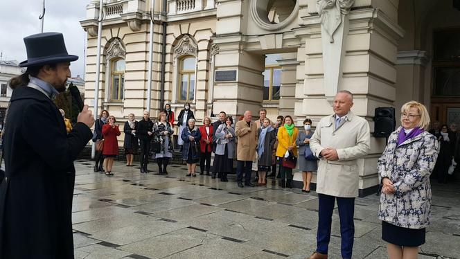 Happening z okazji urodzin Sądeckiej Biblioteki Publicznej